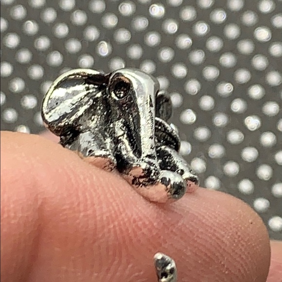 Jewelry - Vintage Anti Silver Color Adjustable Elephant